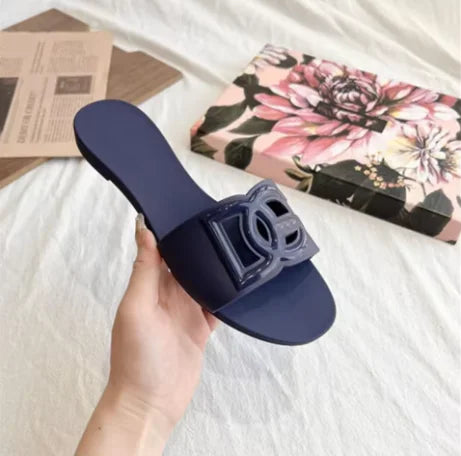2025 Summer New Women's Fashion and Leisure Sandals, Beach Non Slip Flat Slippers