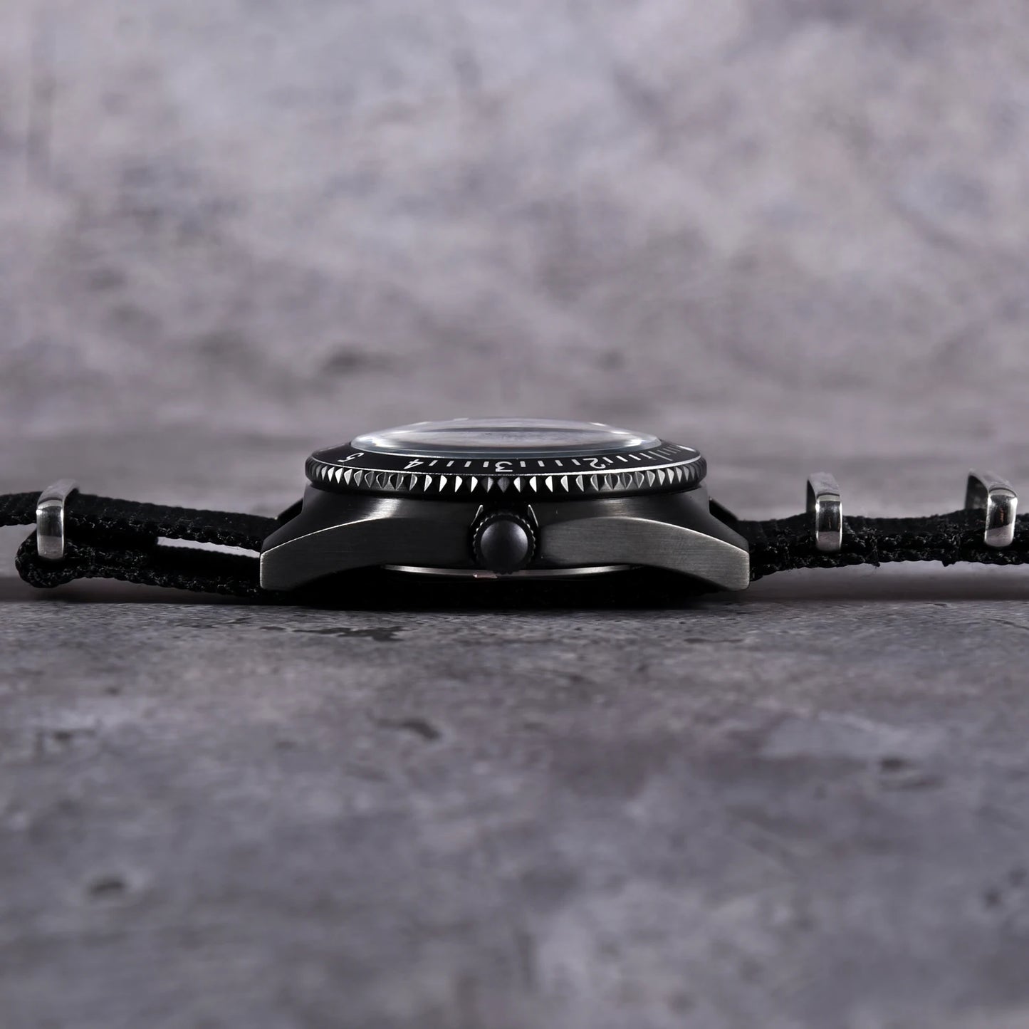 QM 'Vietnam' Men's Luminous Dive Watch US Special Forces UDT Military 300M Diver C3 SM8019DC