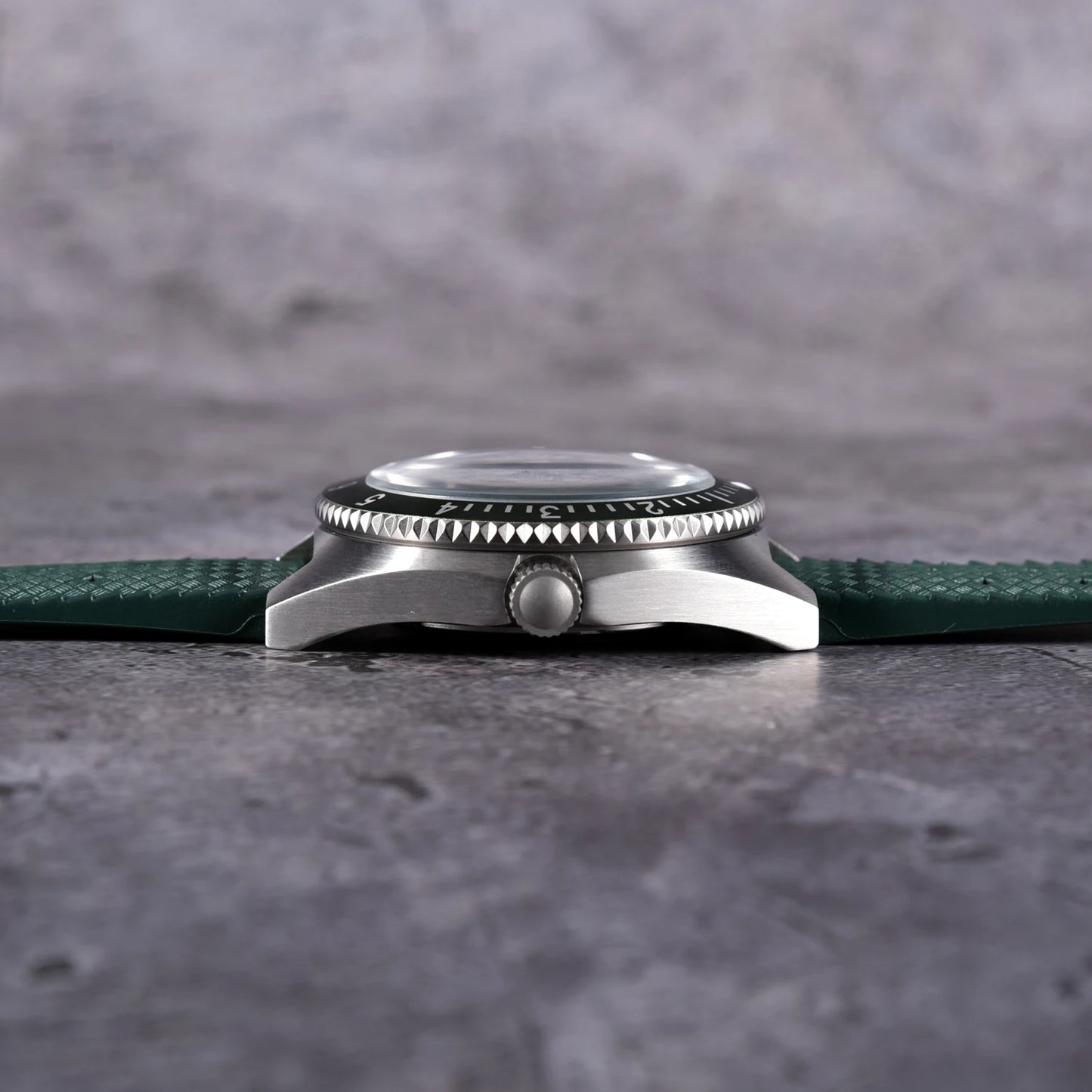 QM 'Vietnam' Men's Luminous Dive Watch US Special Forces UDT Military 300M Diver C3 SM8019DC