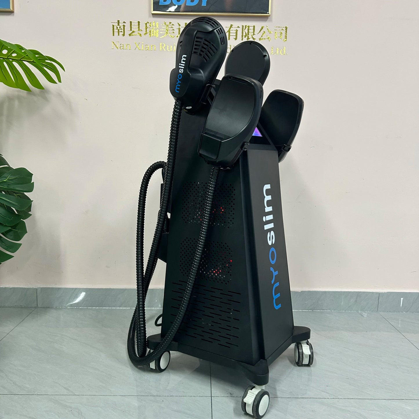 Professional EMS RF Body Sculpting Machine 15 Tesla 6500W Muscle Building Fat Burning Slimming Equipment