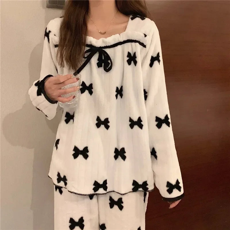 Women's Thickened Coral Fleece Pajamas Long Sleeve Long Pants Autumn Winter Home Clothes Comfortable Breathable Sleepwear