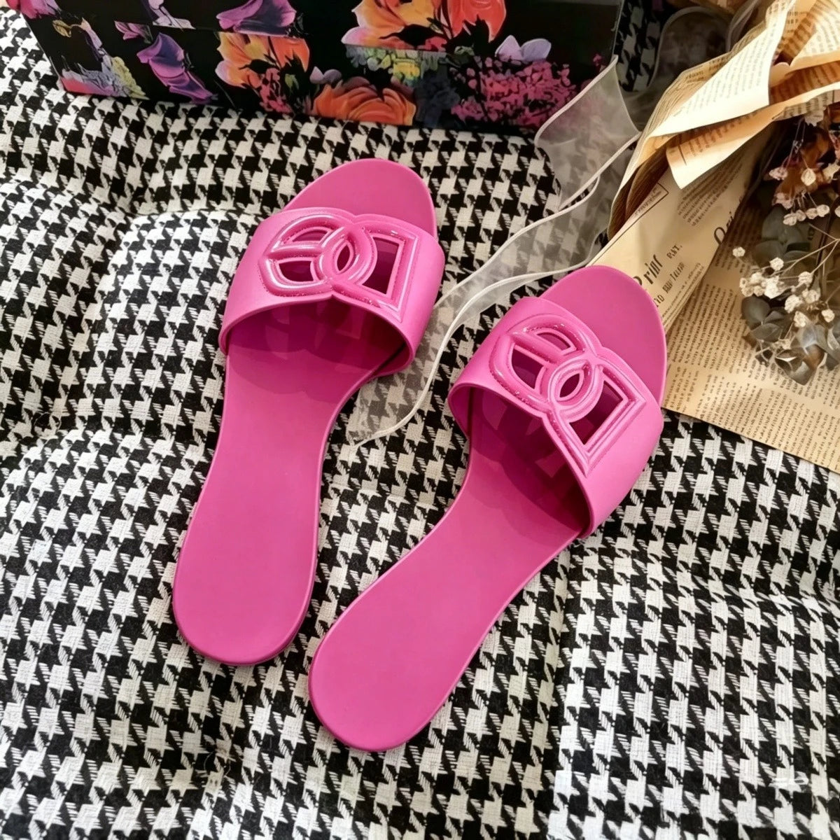 Top Women's Sandals Famous Design Comfortable Arch Support Flat Shoes Women's Casual Sandals for Going Out One-Strap Summer Slip-Ons Anti-Fruit Jelly Beach Non-Slip Flats
