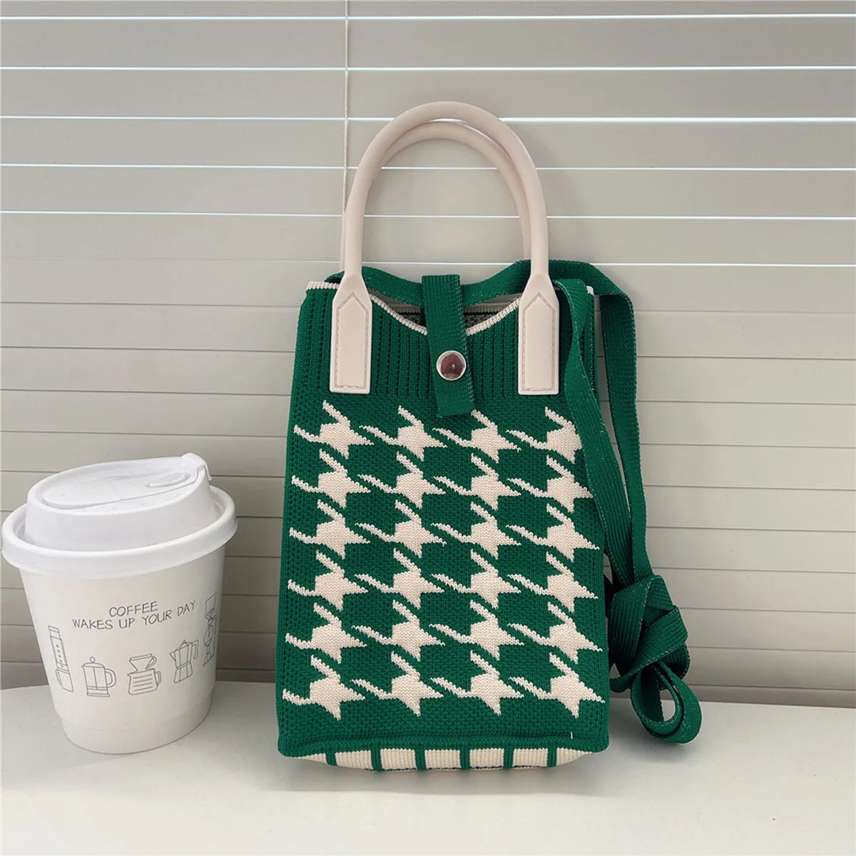 Knitted Crossbody Phone Bag Fashionable Casual Handbag Adjustable Shoulder Strap Small Niche Single Shoulder Handbag