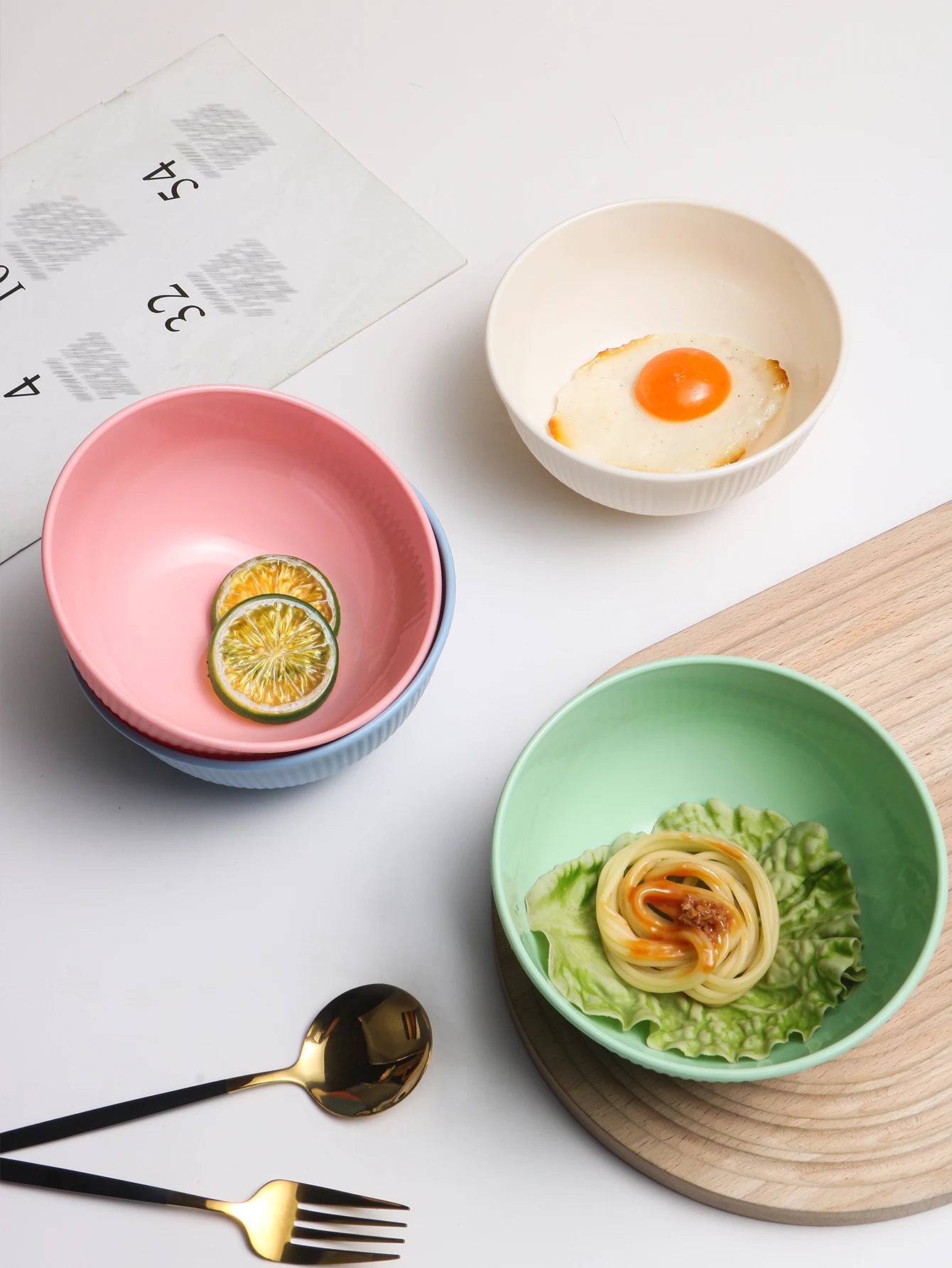 Plastic bowl, reusable and durable, suitable for camping picnic kitchen, microwave and dishwasher safe