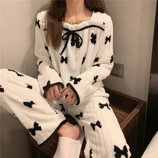 Women's Thickened Coral Fleece Pajamas Long Sleeve Long Pants Autumn Winter Home Clothes Comfortable Breathable Sleepwear