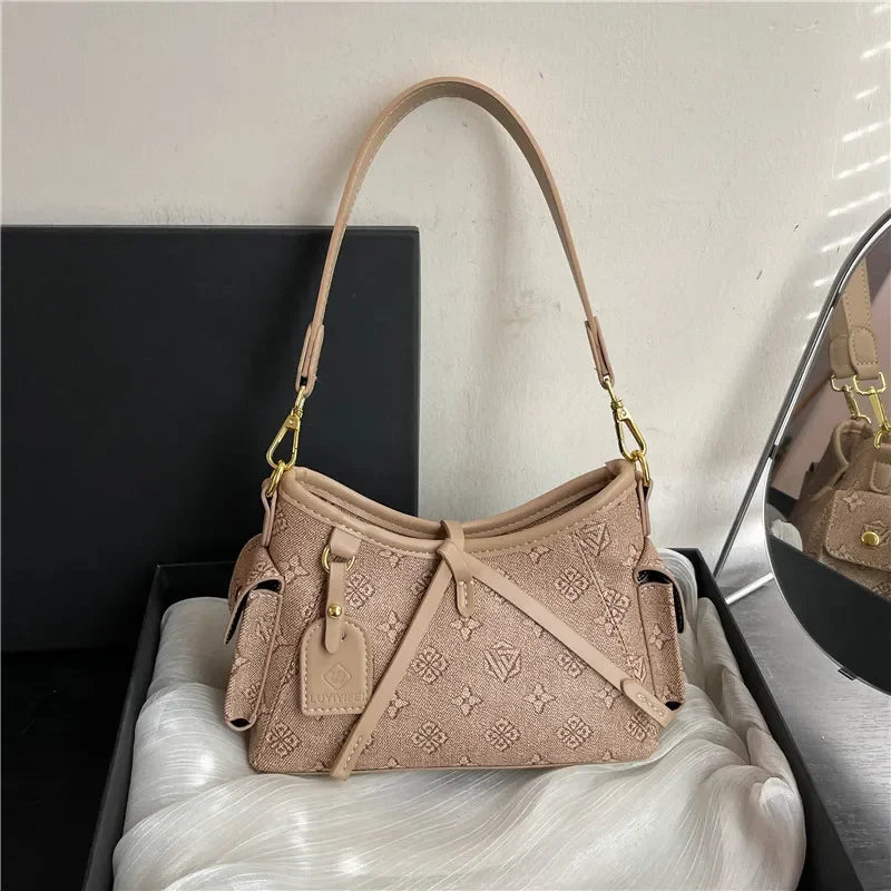 Designer shoulder bag free shipping New printed versatile fashionable tote bag large capacity casual hobos bag for women