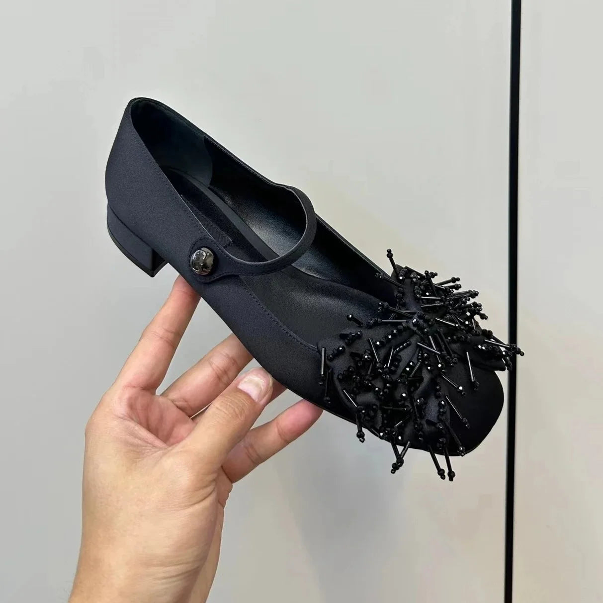 Female Flat Designer Ladies Cross Buckle Strap Ballet Shoes Luxury Brand High Quality Round Toe New Coming Slip-On Mary Janes