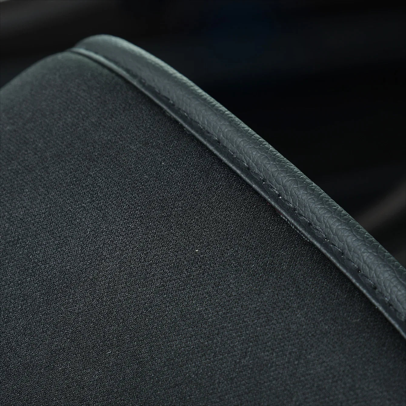 Car Front Seat Cushion  Leather Integrated Seat Cover All Seasons Universal  Fits Most Cars（18*40inch）