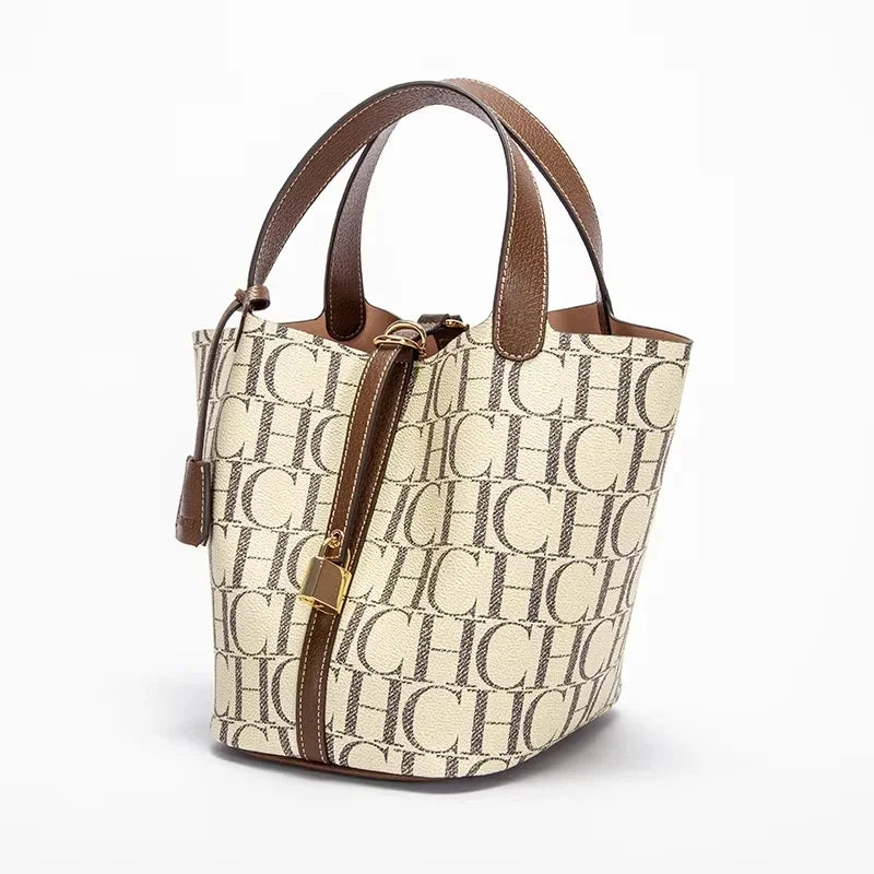 CH Large Capacity Daily Commuter Crossbody Bag Fashion Letter Print Design Ladies Temperament Shoulder Bag Versatile Premium