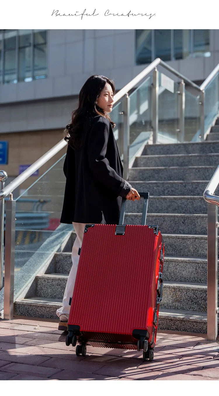 2-Pieces set luggage,20+26 inches in size,a hard-shell suitcase with 108 rivets, , featuring silent all-terrain wheels, a cup holde