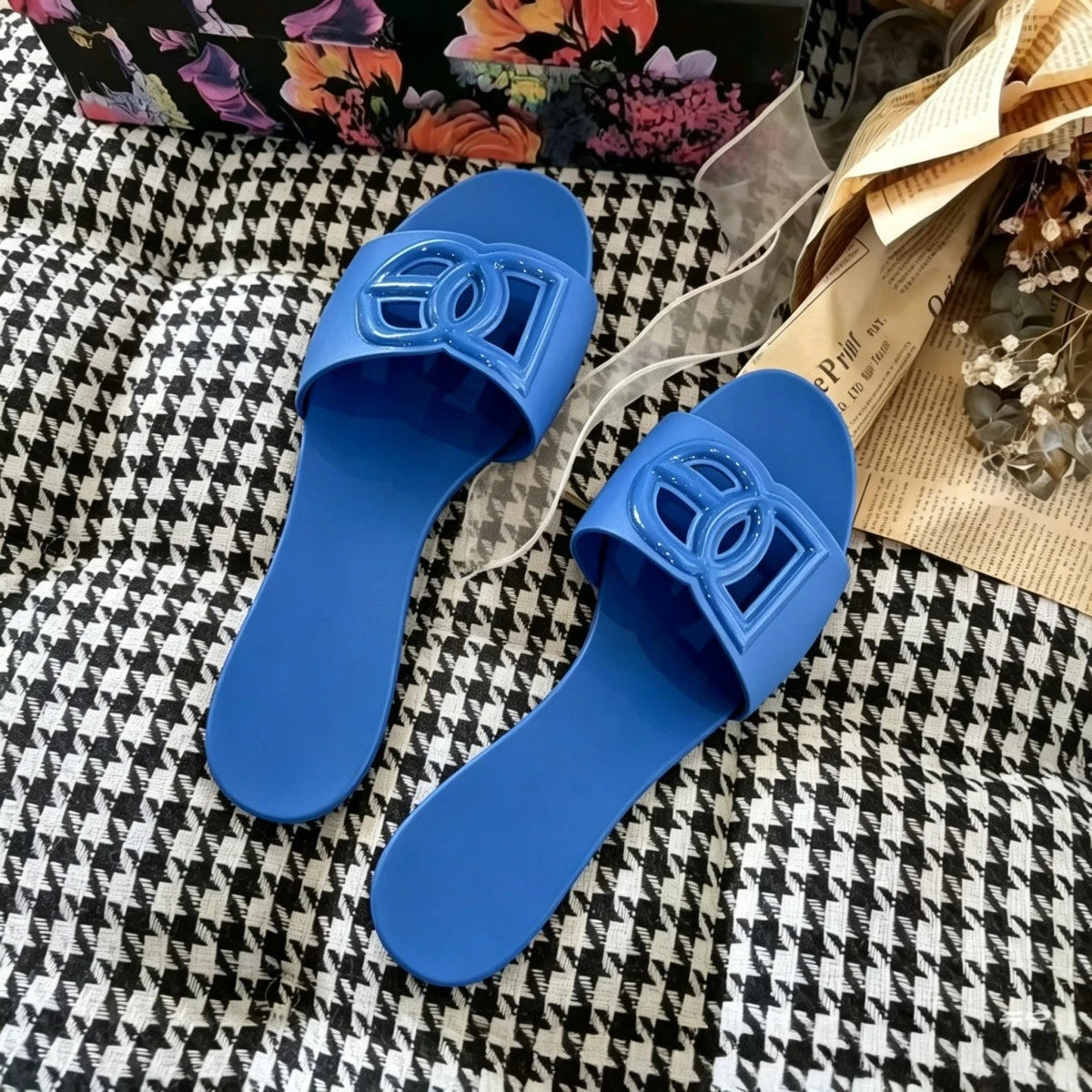 Top Women's Sandals Famous Design Comfortable Arch Support Flat Shoes Women's Casual Sandals for Going Out One-Strap Summer Slip-Ons Anti-Fruit Jelly Beach Non-Slip Flats