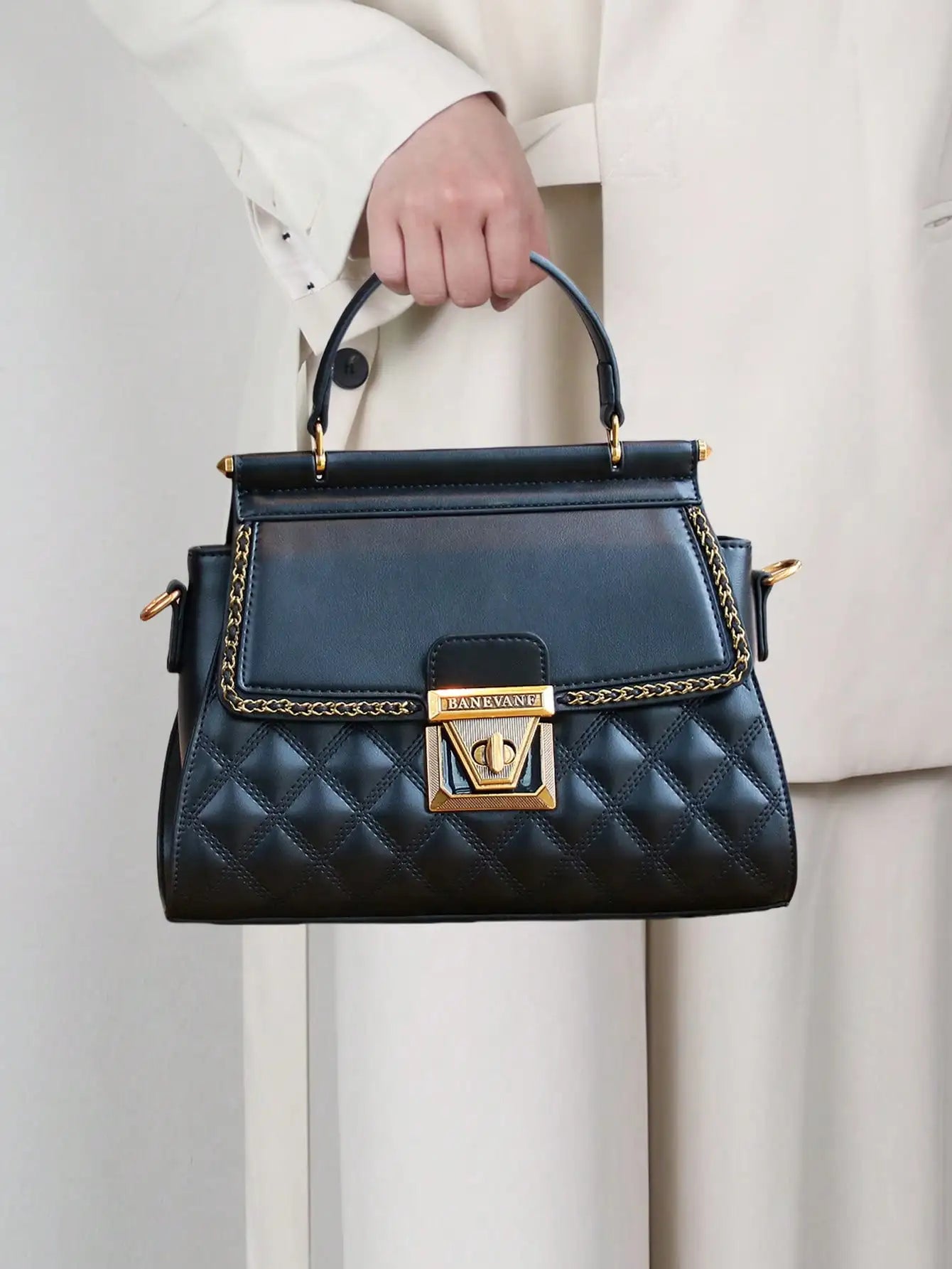 2026 new trend rhombic handbag niche design light luxury small bag advanced texture foreign style large capacity commuter should