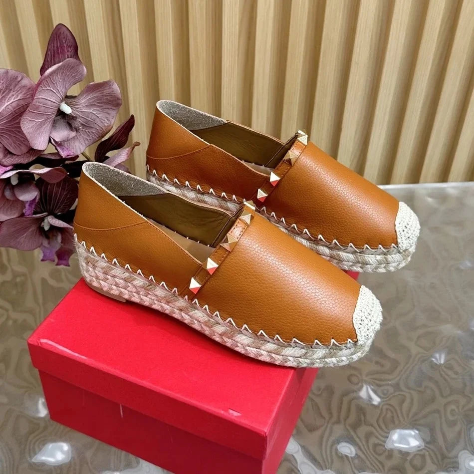 mew Top Quality 2025 New Genuine Leather Rivet Platform Loafers Shoes Shallow Espadrilles Fisherman Shoes De Mujer