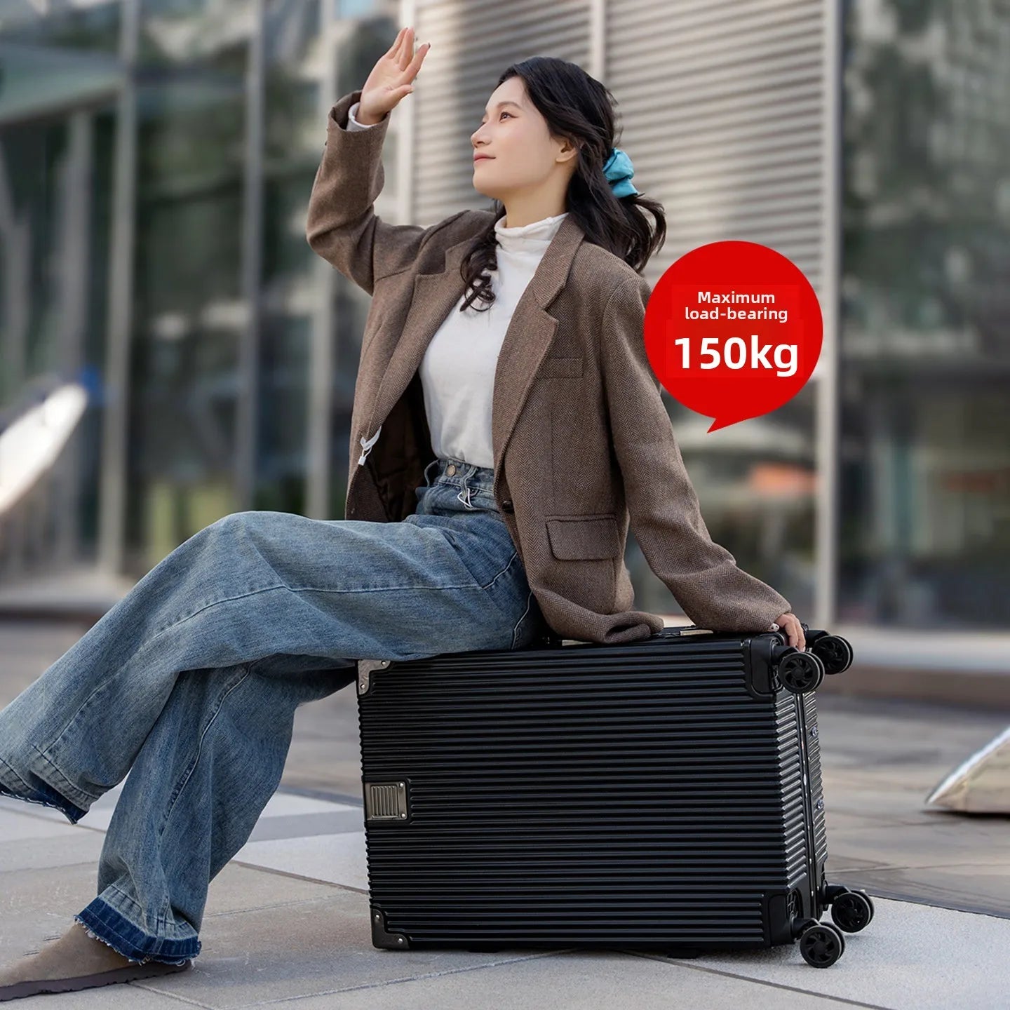 2-Pieces set luggage,20+26 inches in size,a hard-shell suitcase with 108 rivets, , featuring silent all-terrain wheels, a cup holde