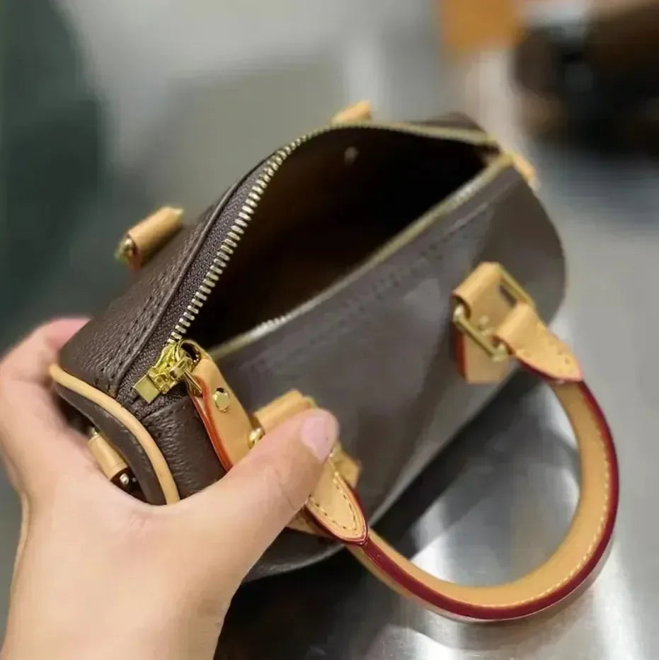 Designers bag handbags CrossBody Fashion Pillow bags Leather High Quality Totes Vintage Printed retro style Leisure business Bag